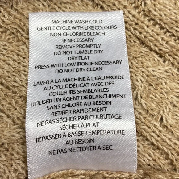 🌺SOLD OUT🌺2 “Blue Grey” cable knit sweater - Picture 9 of 16